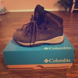 Columbia hiking boots